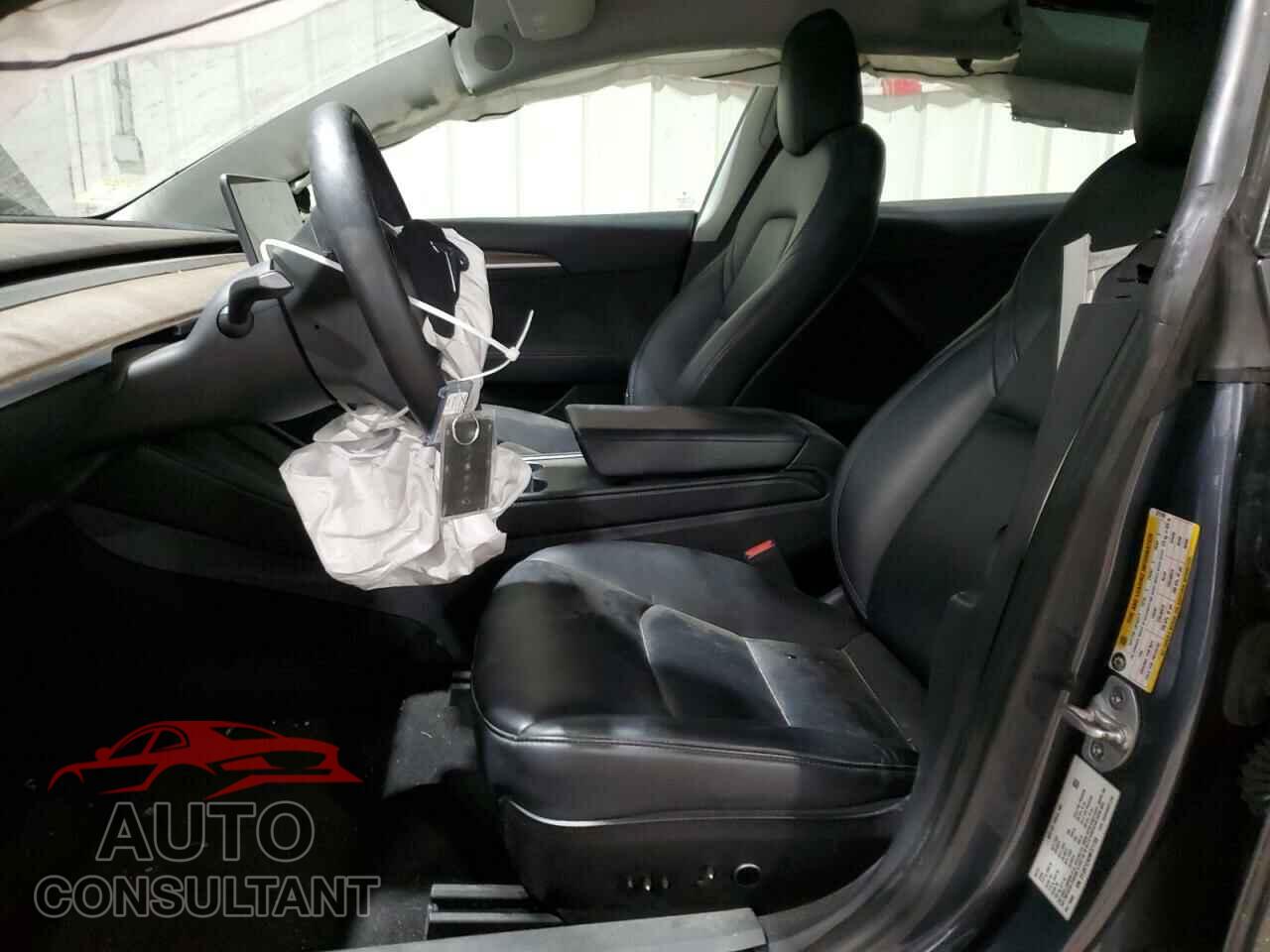 TESLA MODEL 3 2022 - 5YJ3E1EA8NF371759