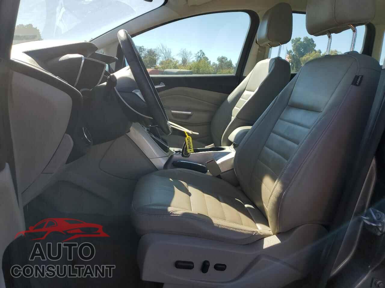 FORD CMAX 2014 - 1FADP5BU8EL507136