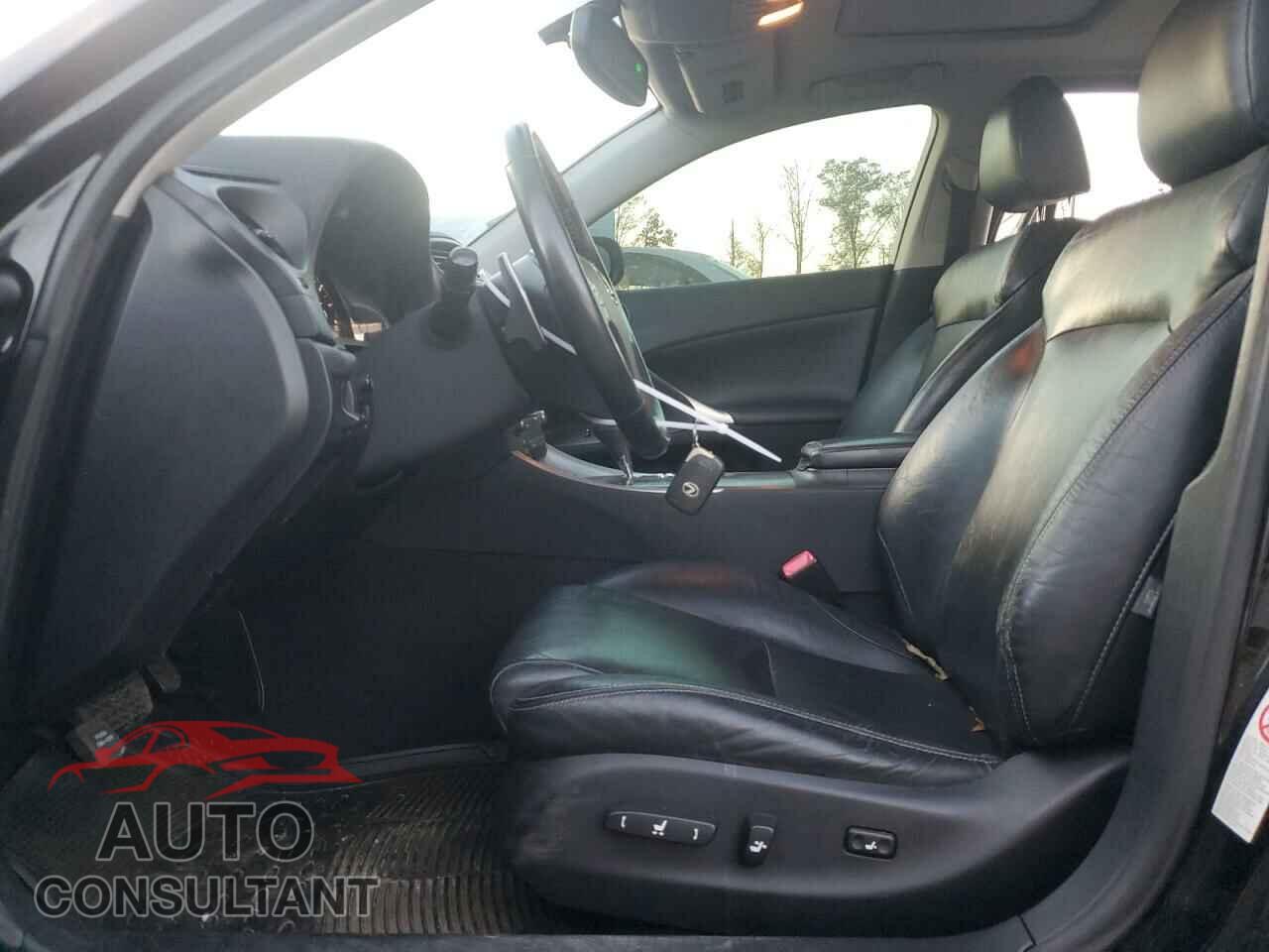 LEXUS IS 2010 - JTHBF5C23A5113445