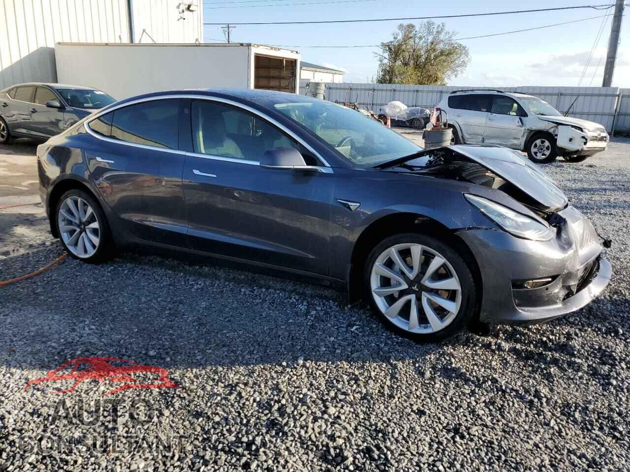 TESLA MODEL 3 2020 - 5YJ3E1EAXLF495321