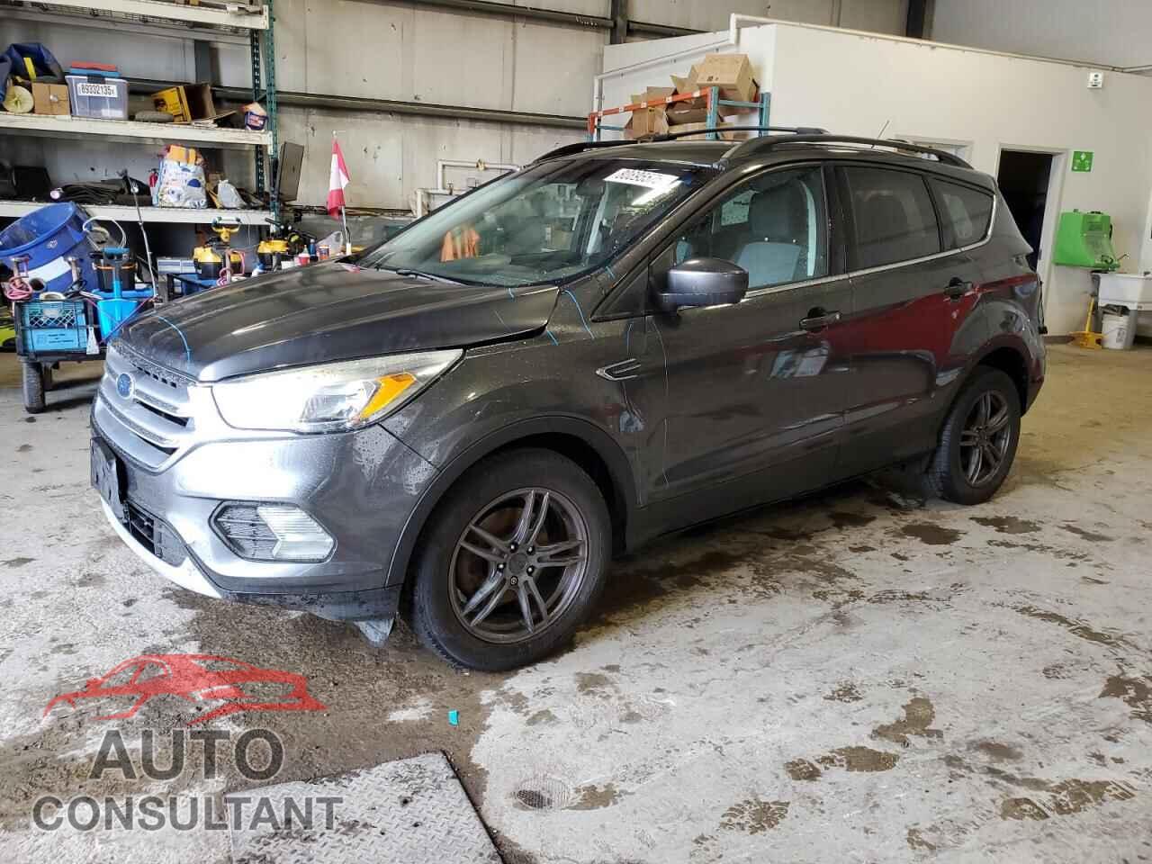 FORD ESCAPE 2017 - 1FMCU0GD1HUC69845
