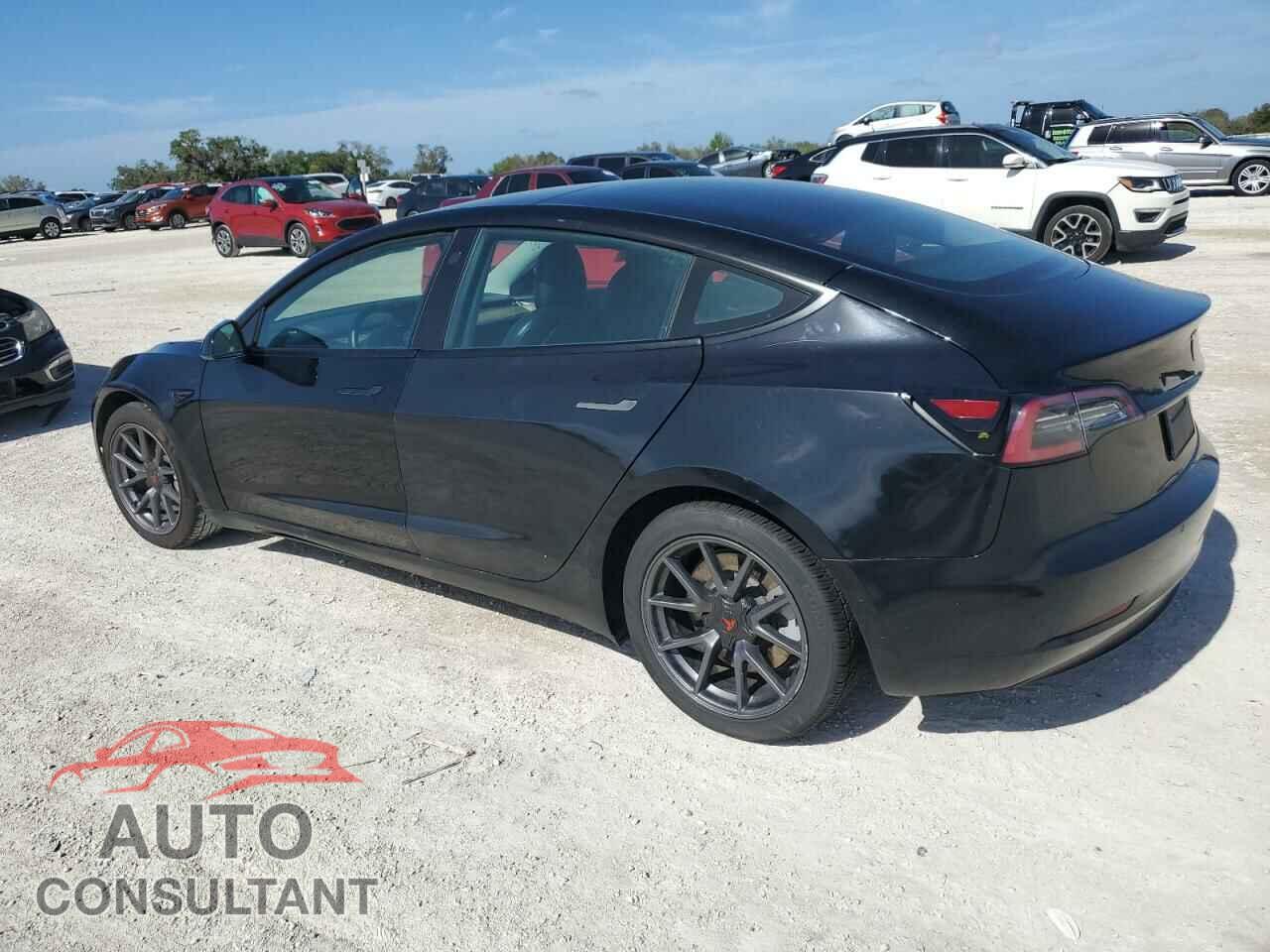TESLA MODEL 3 2021 - 5YJ3E1EA4MF085616