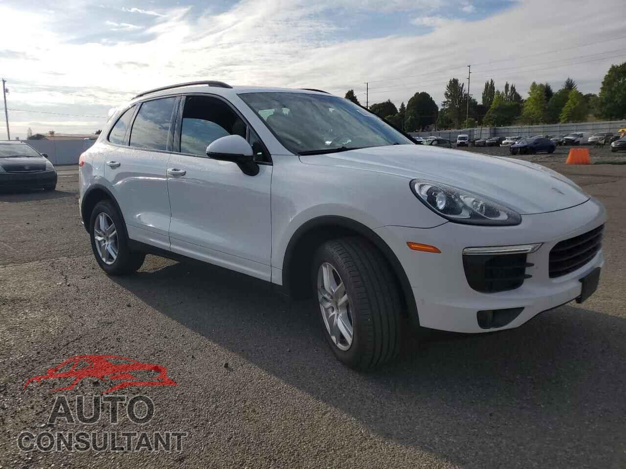 PORSCHE CAYENNE 2016 - WP1AA2A29GLA06500