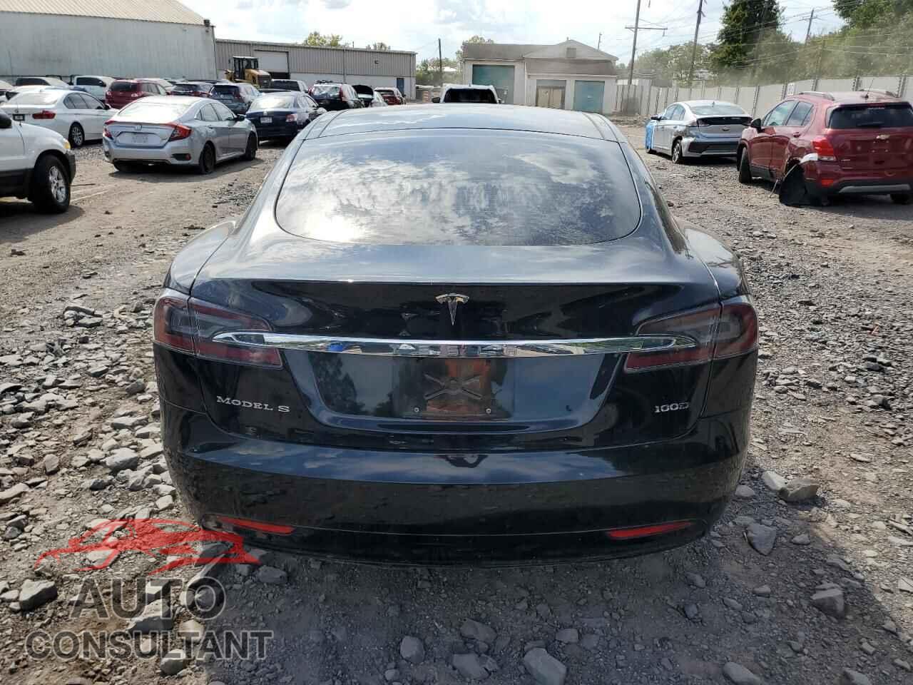 TESLA MODEL S 2017 - 5YJSA1E28HF212115