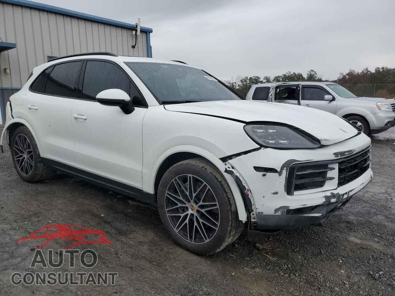 PORSCHE CAYENNE 2024 - WP1AA2AY4RDA04333