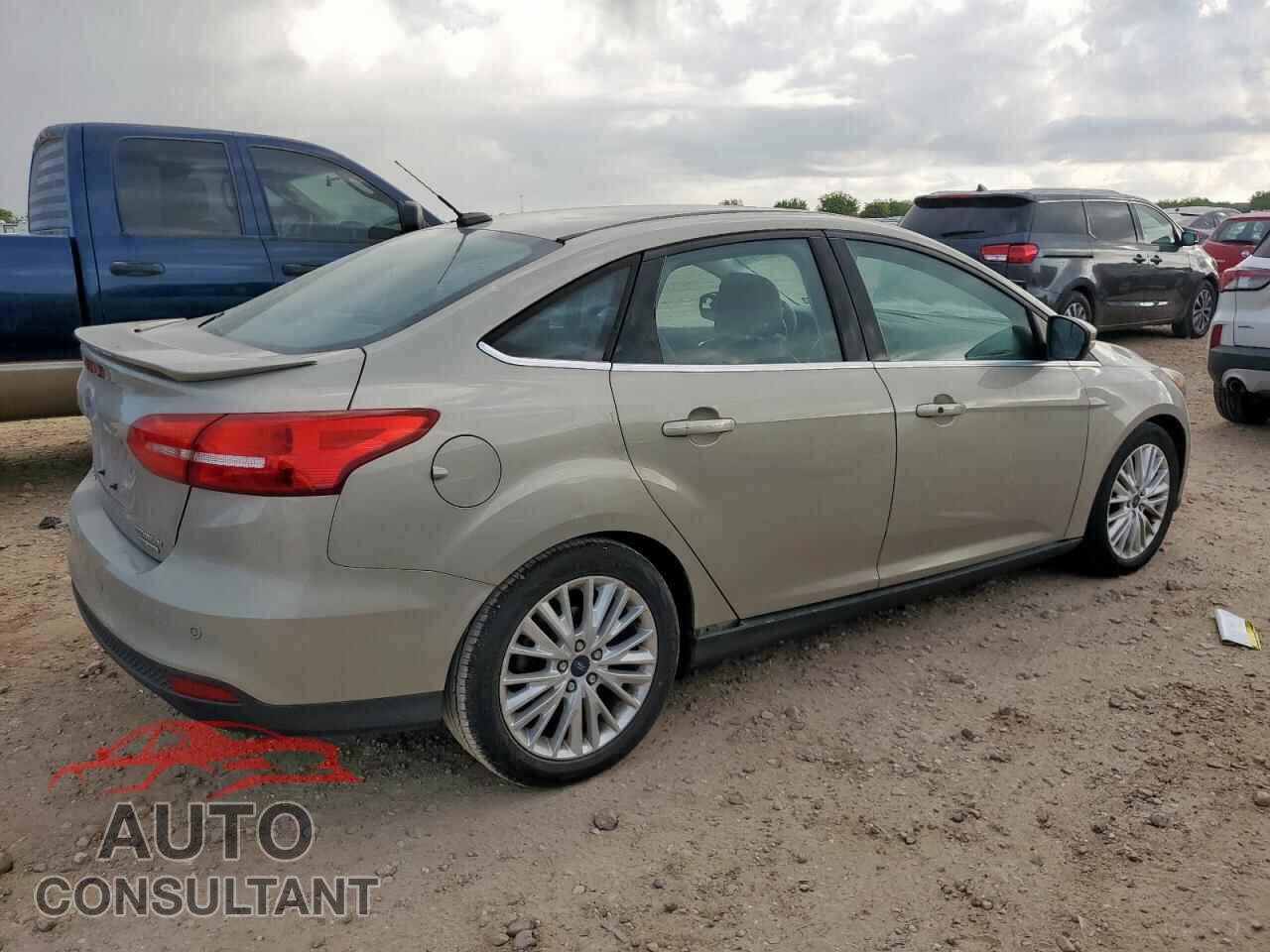 FORD FOCUS 2016 - 1FADP3J20GL314907