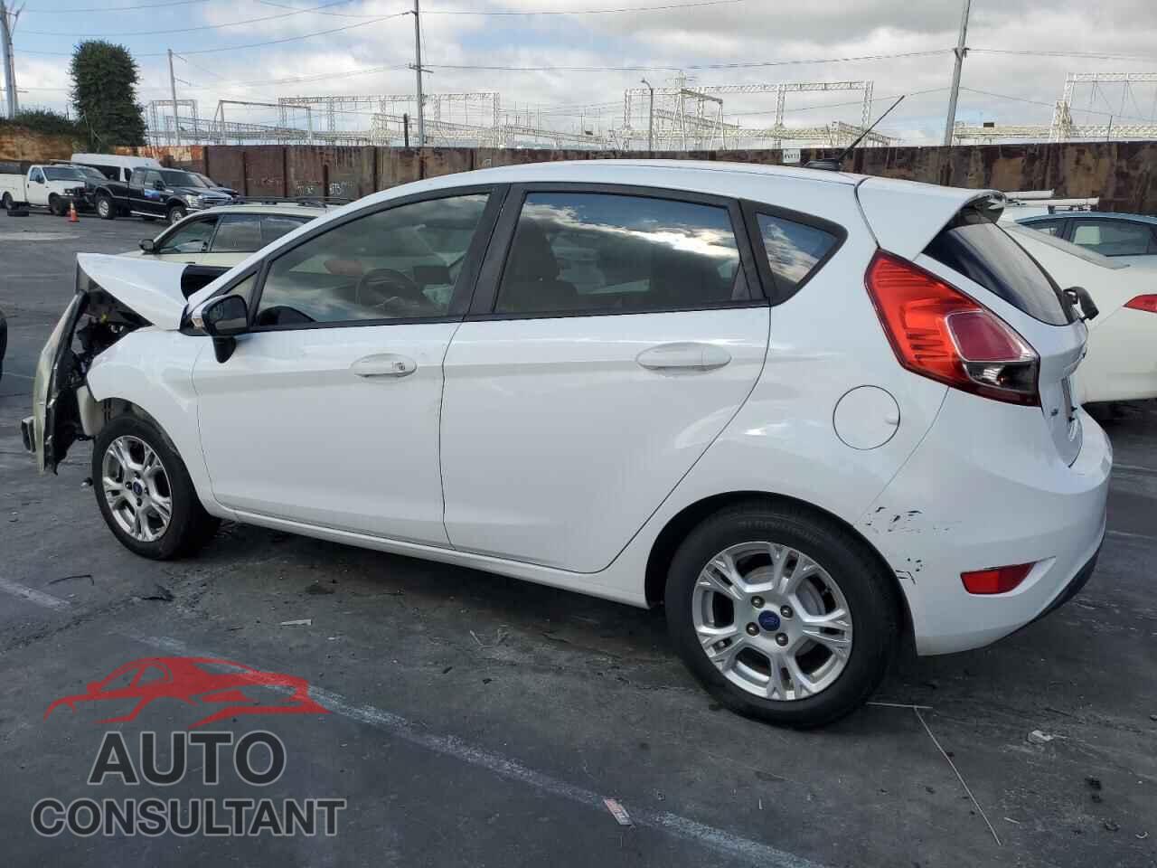 FORD FIESTA 2015 - 3FADP4EJ2FM162035