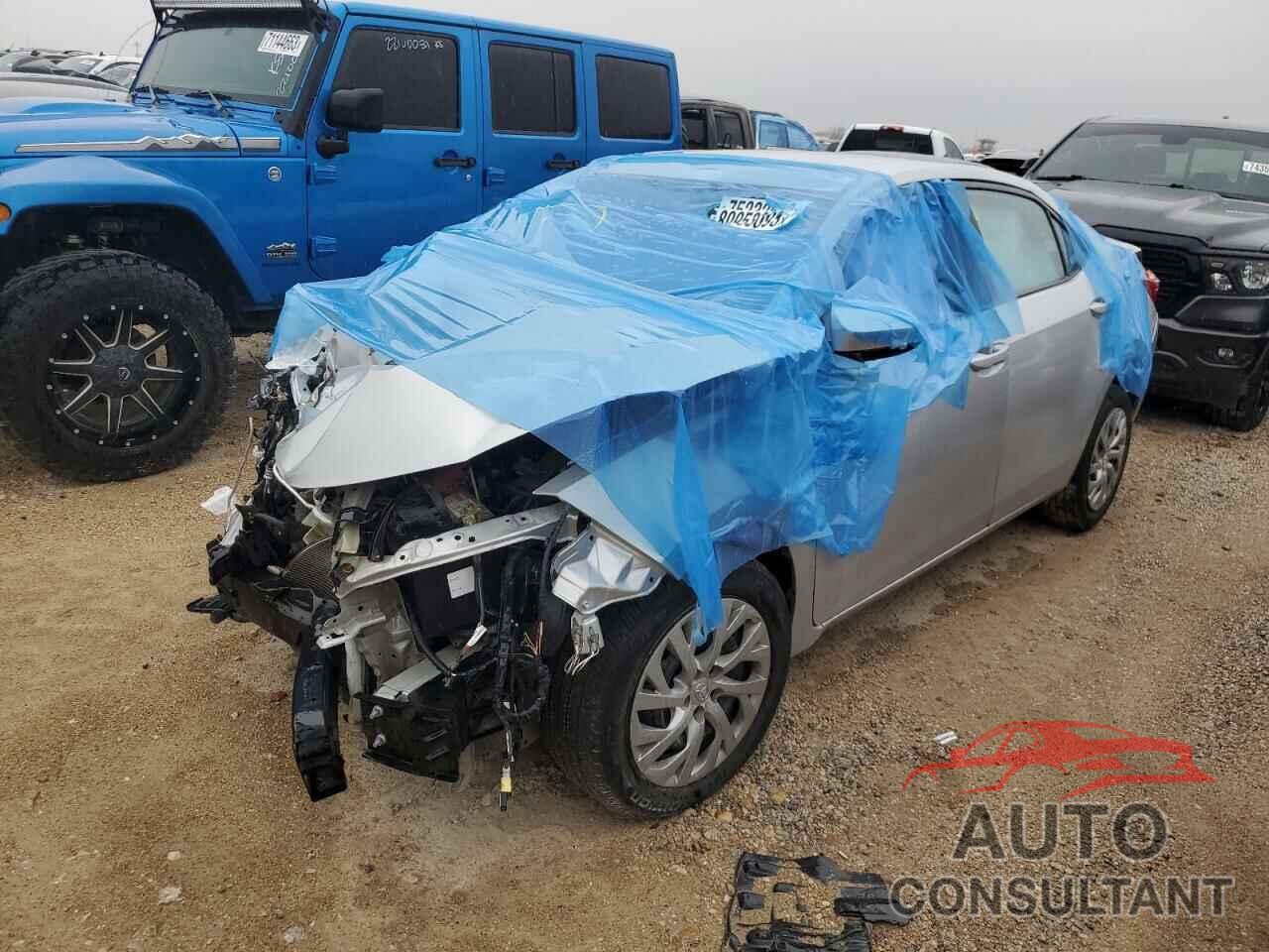 TOYOTA COROLLA 2017 - 5YFBURHE8HP582593