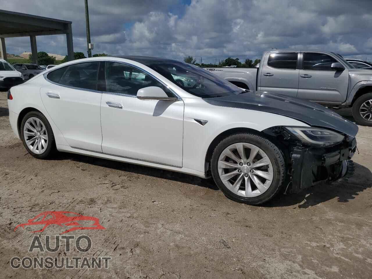 TESLA MODEL S 2017 - 5YJSA1E1XHF193140