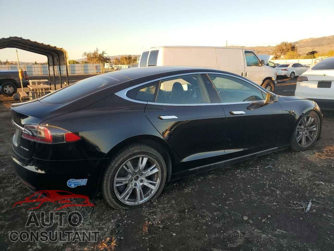 TESLA MODEL S 2021 - 5YJSA1E2XMF425237