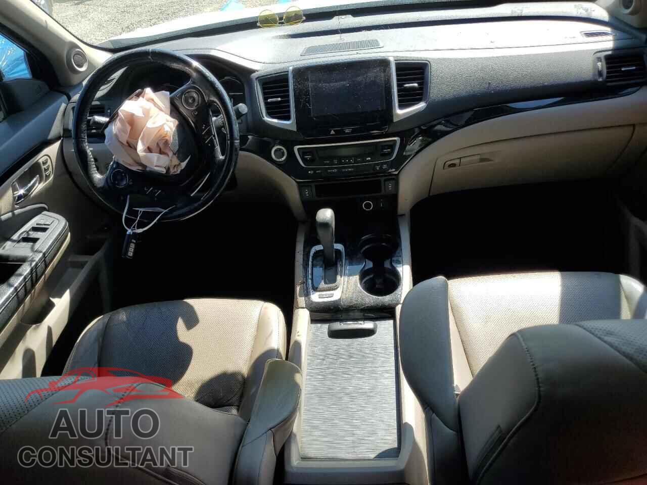 HONDA RIDGELINE 2017 - 5FPYK3F73HB014286