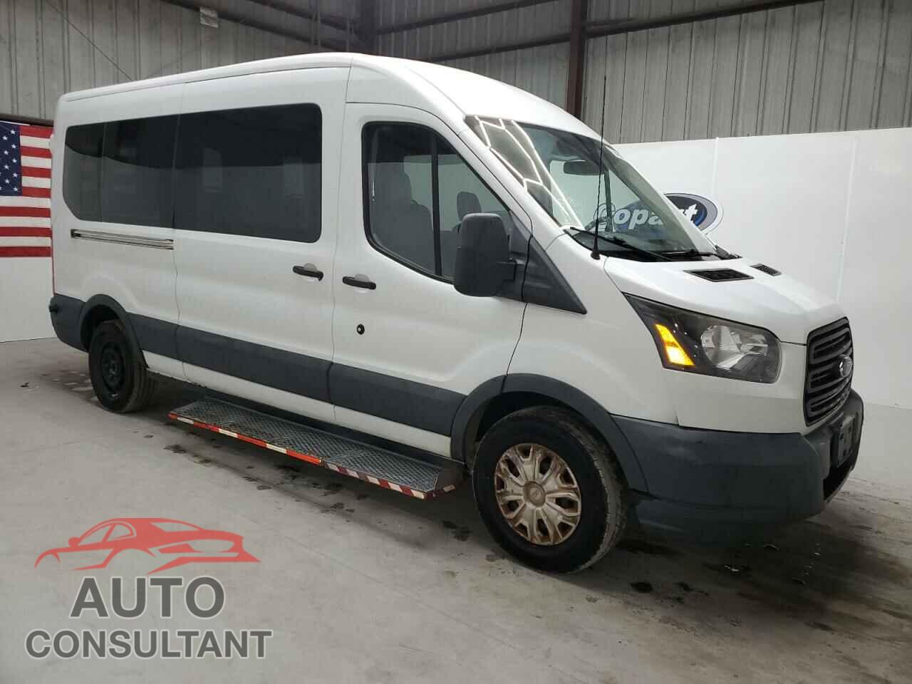 FORD TRANSIT 2018 - 1FTYR2CM7JKA11845