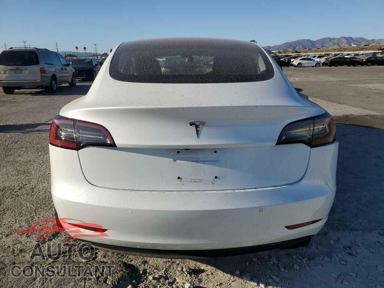 TESLA MODEL 3 2018 - 5YJ3E1EA2JF009985