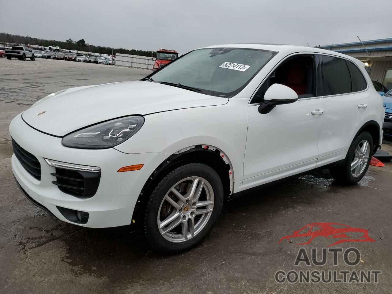 PORSCHE CAYENNE 2016 - WP1AA2A24GLA10972