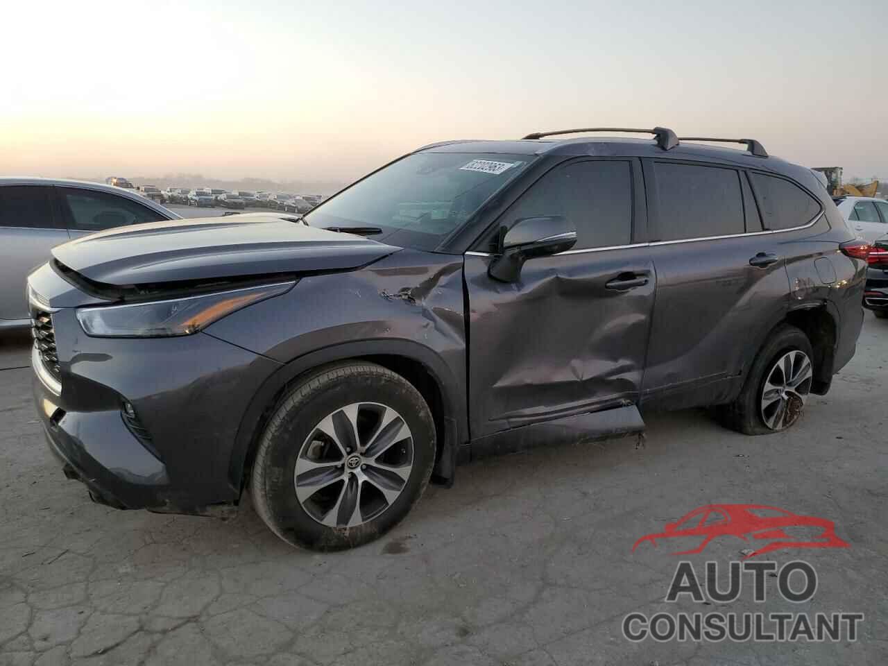 TOYOTA HIGHLANDER 2022 - 5TDGZRAH4NS543448