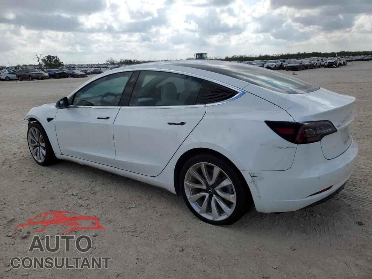 TESLA MODEL 3 2018 - 5YJ3E1EB5JF101178