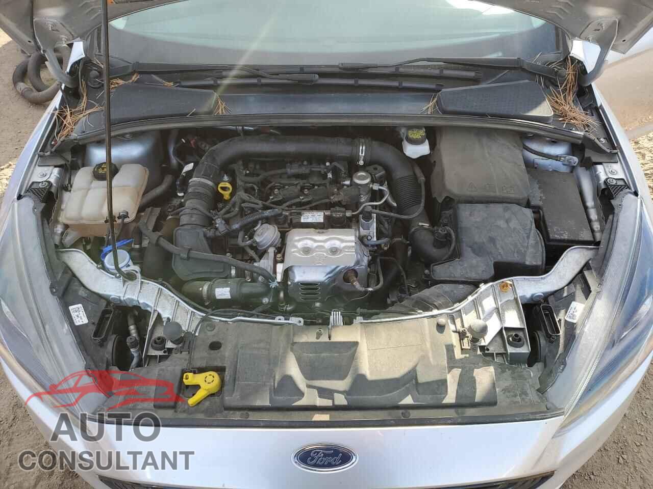 FORD FOCUS 2017 - 1FADP3FE0HL333087