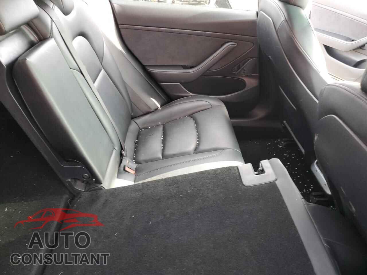 TESLA MODEL 3 2020 - 5YJ3E1EAXLF807895