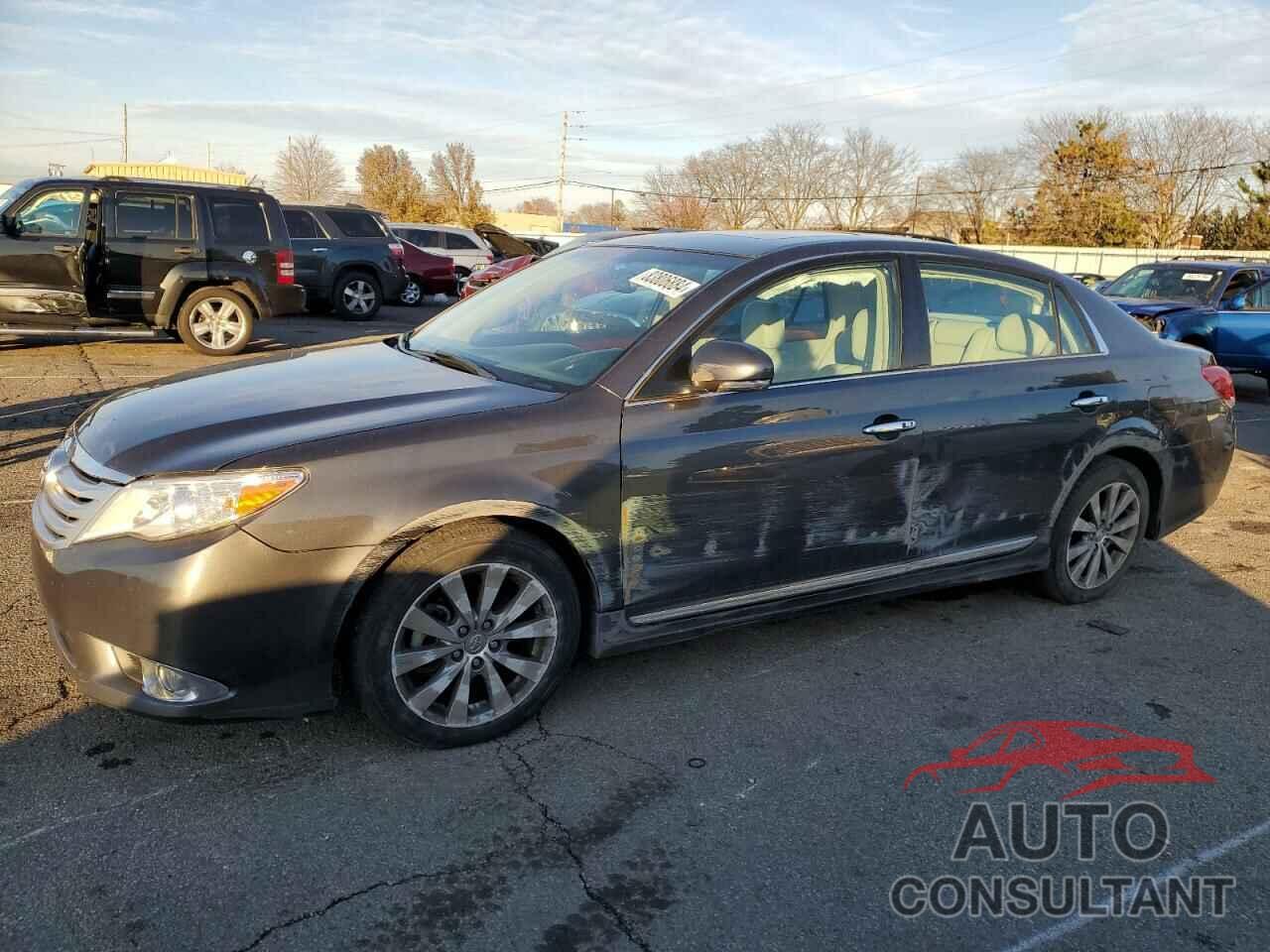 TOYOTA AVALON 2011 - 4T1BK3DB9BU388952