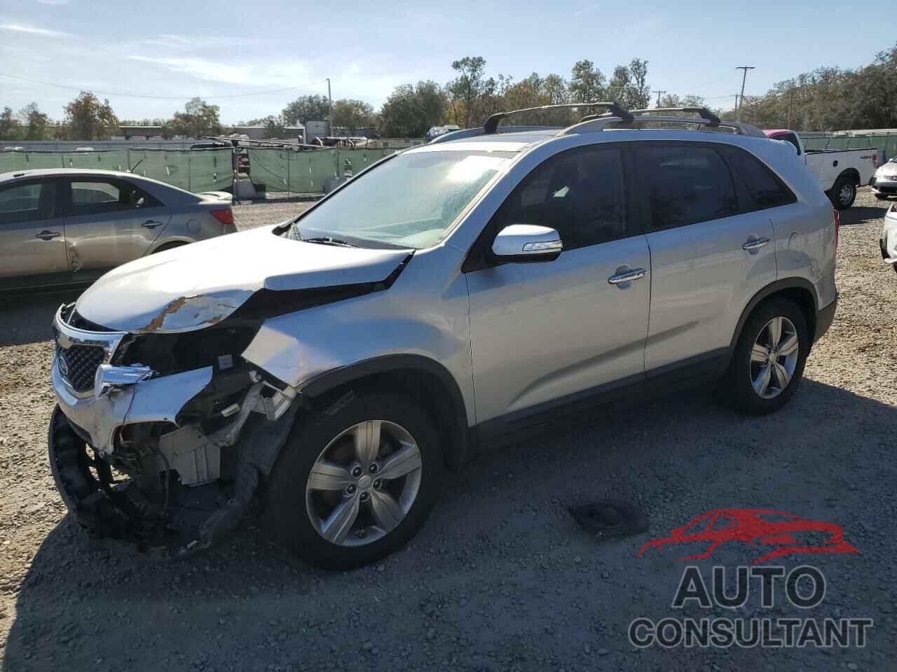 KIA SORENTO 2013 - 5XYKU4A2XDG319345