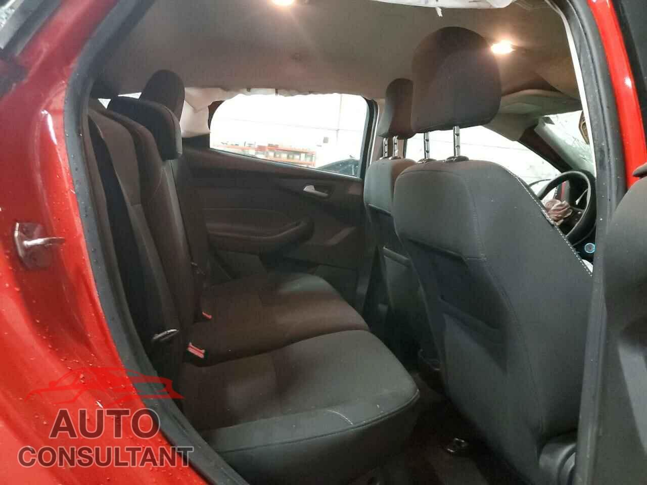 FORD FOCUS 2017 - 1FADP3K21HL217540