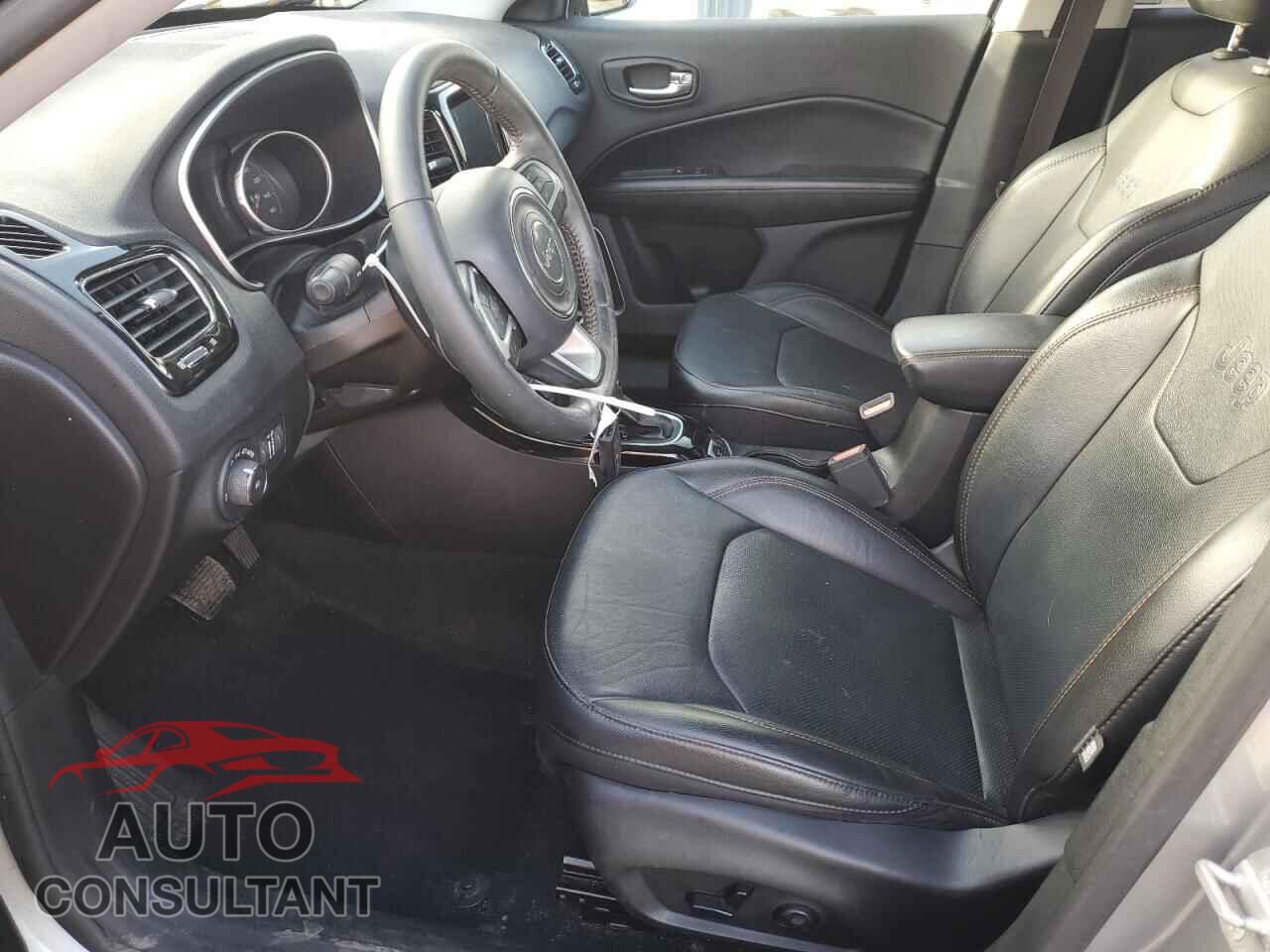 JEEP COMPASS 2020 - 3C4NJDCB5LT137966