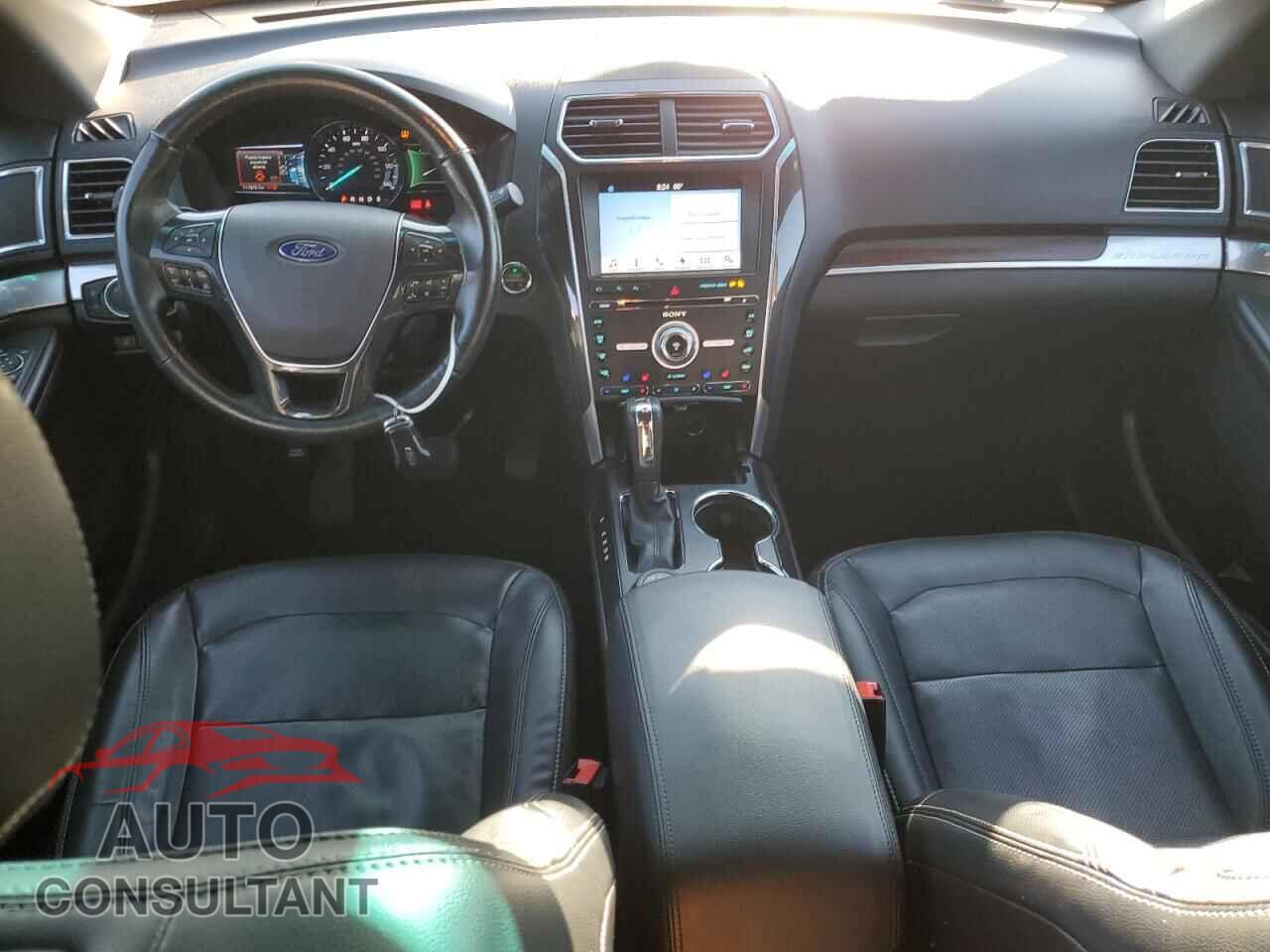 FORD EXPLORER 2017 - 1FM5K8F89HGA03330