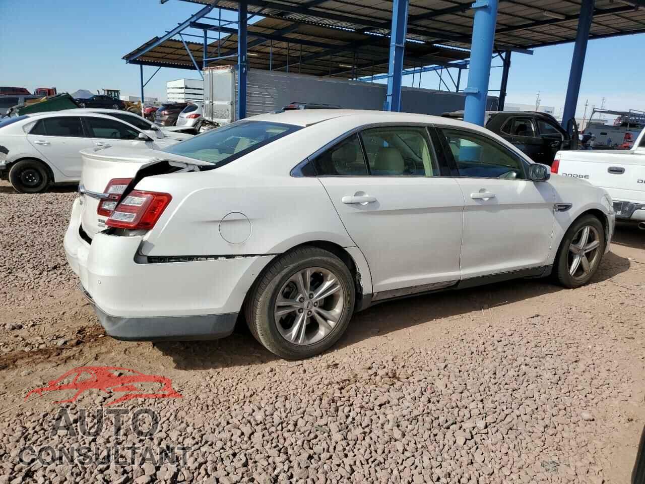 FORD TAURUS 2015 - 1FAHP2E92FG172960