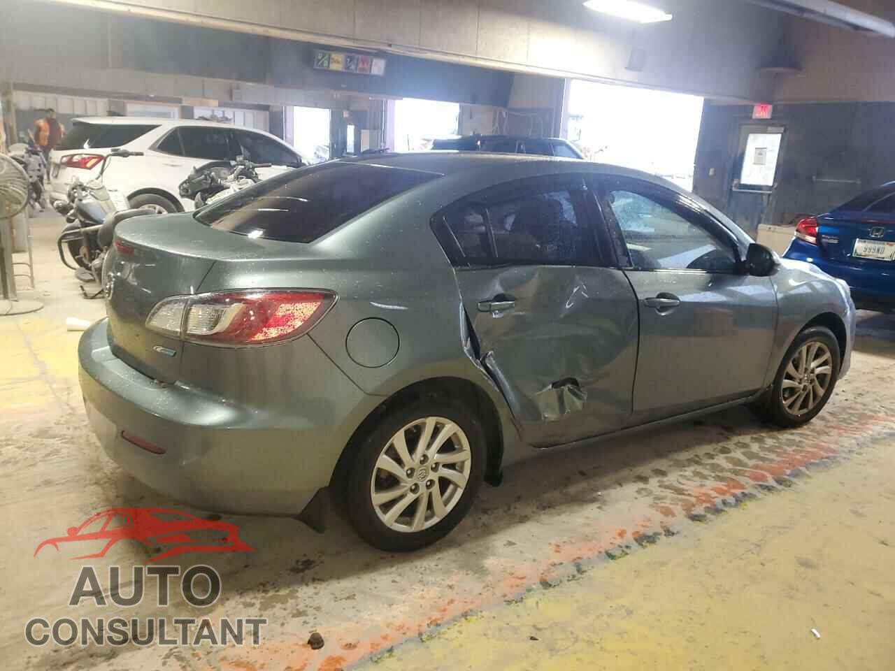 MAZDA 3 2012 - JM1BL1V74C1601101