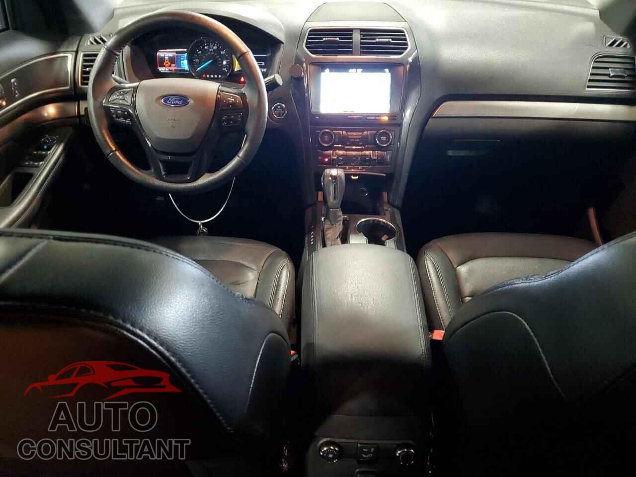 FORD EXPLORER 2018 - 1FM5K8D82JGB31403