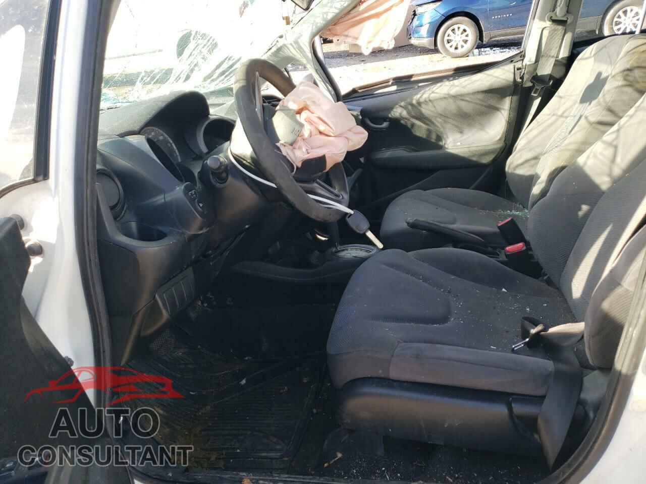HONDA FIT 2009 - JHMGE88219S073026