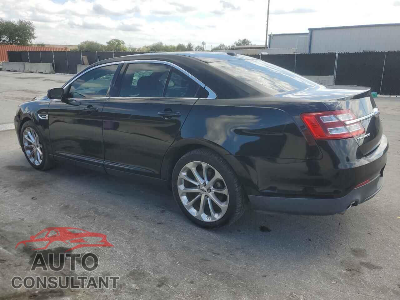 FORD TAURUS 2017 - 1FAHP2F89HG127460