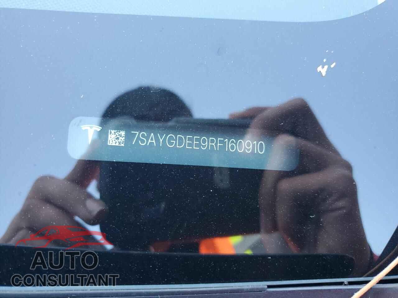 TESLA MODEL Y 2024 - 7SAYGDEE9RF160910