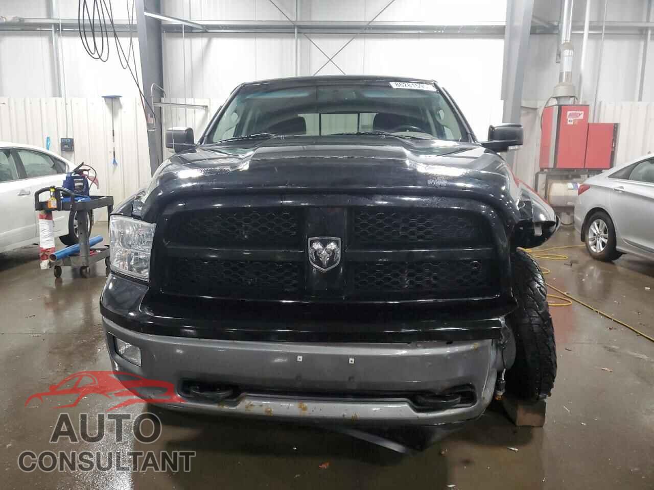 DODGE RAM 1500 2012 - 1C6RD7LT2CS119839