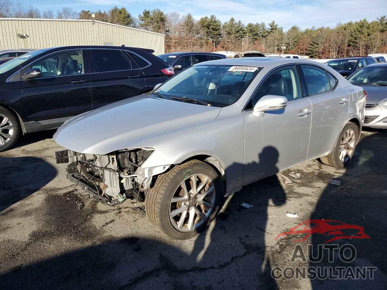 LEXUS IS 2011 - JTHCF5C25B2035418