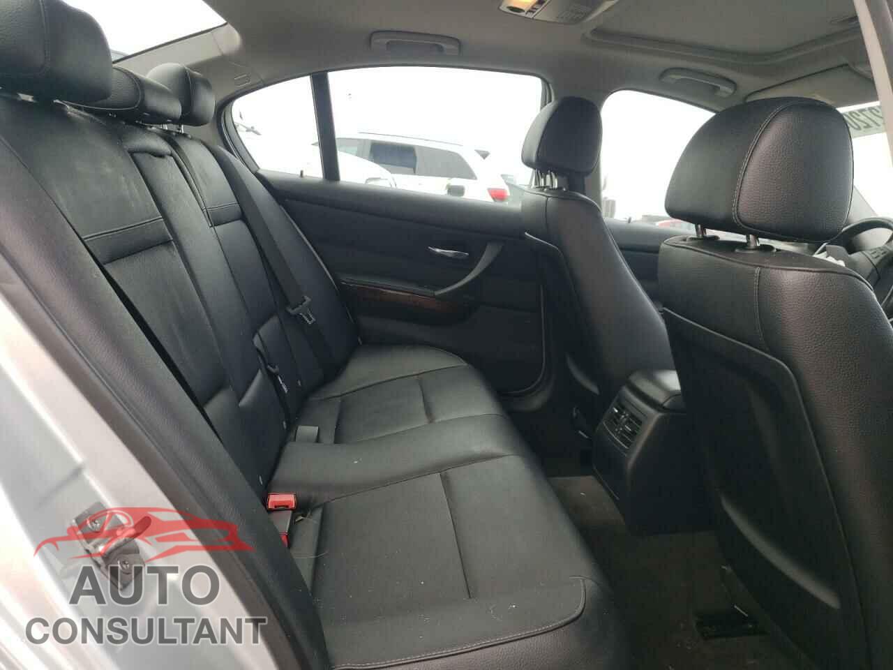 BMW 3 SERIES 2011 - WBAPH5G51BNM73060