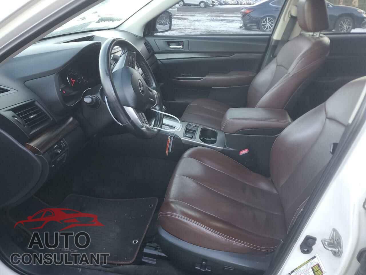SUBARU OUTBACK 2014 - 4S4BRBPC8E3221308