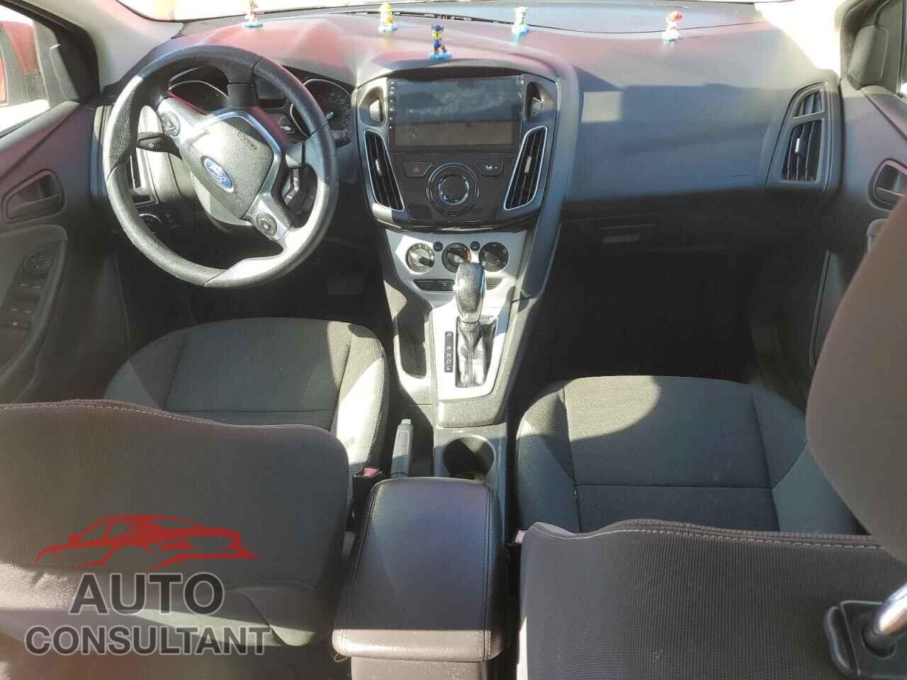 FORD FOCUS 2012 - 1FAHP3K24CL369936