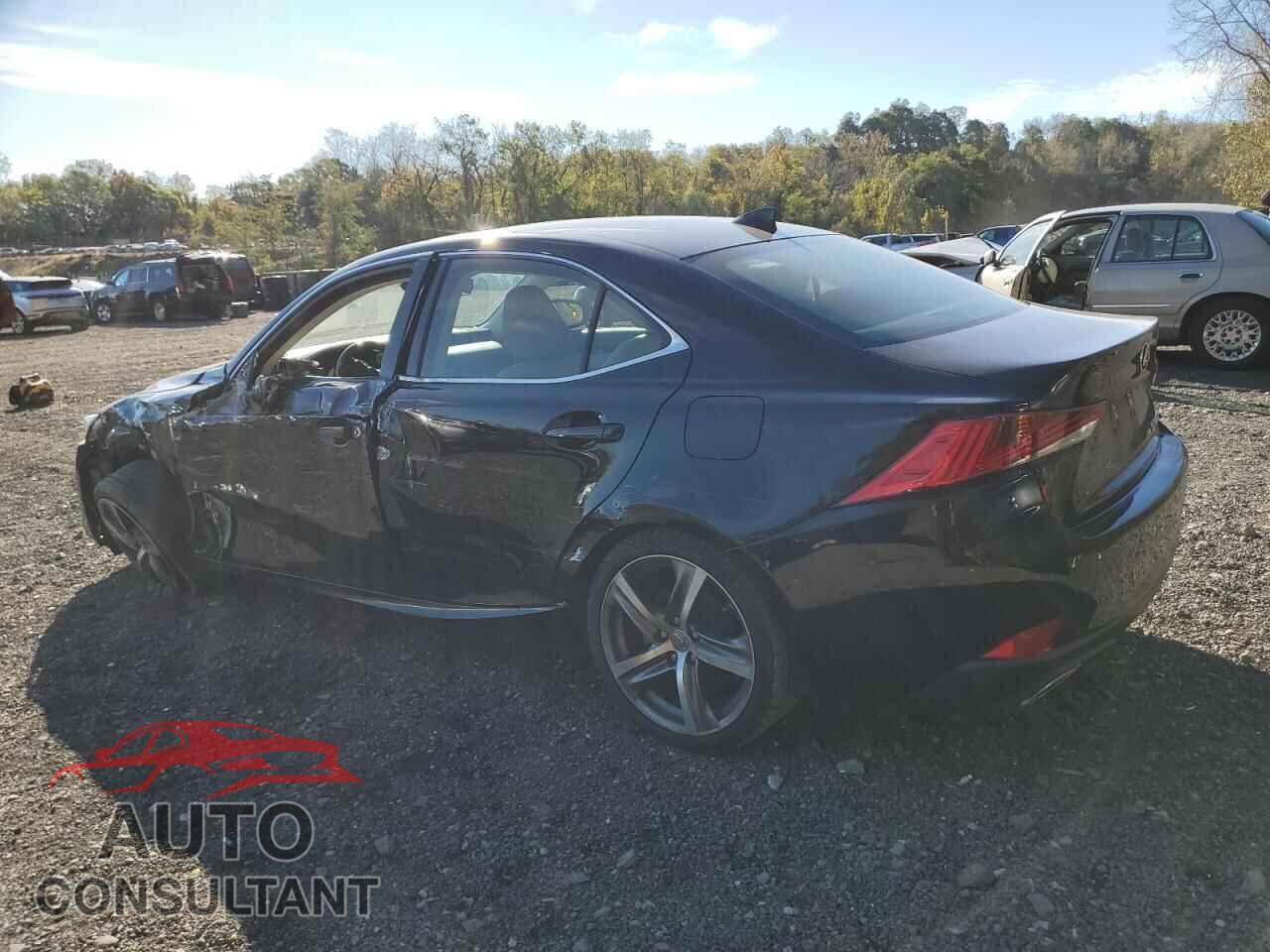 LEXUS IS 2019 - JTHC81D29K5035129