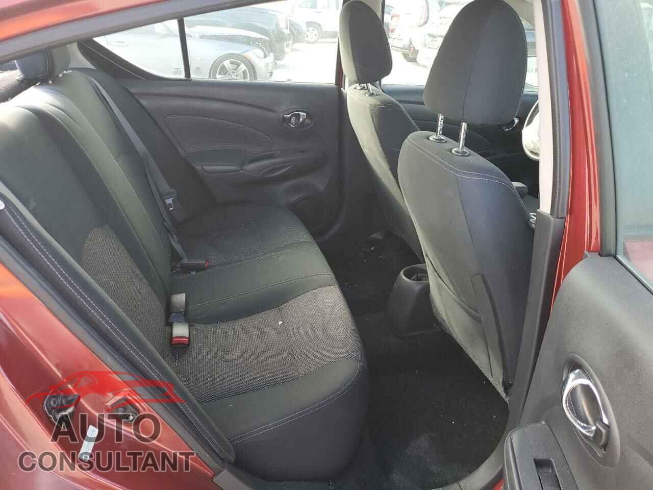 NISSAN VERSA 2019 - 3N1CN7AP3KL861748