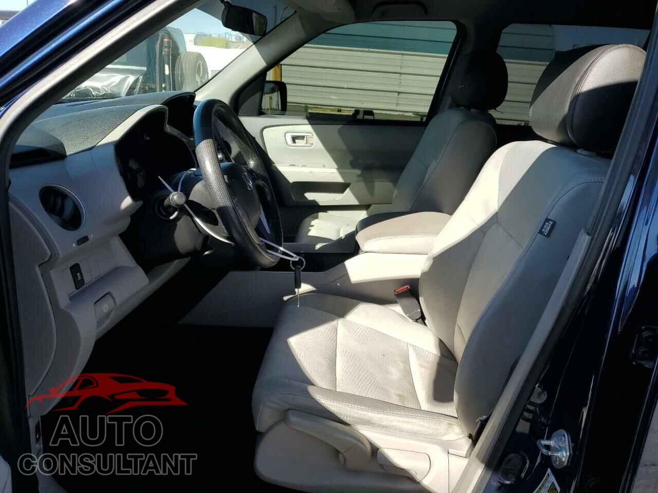 HONDA PILOT 2013 - 5FNYF3H2XDB025231