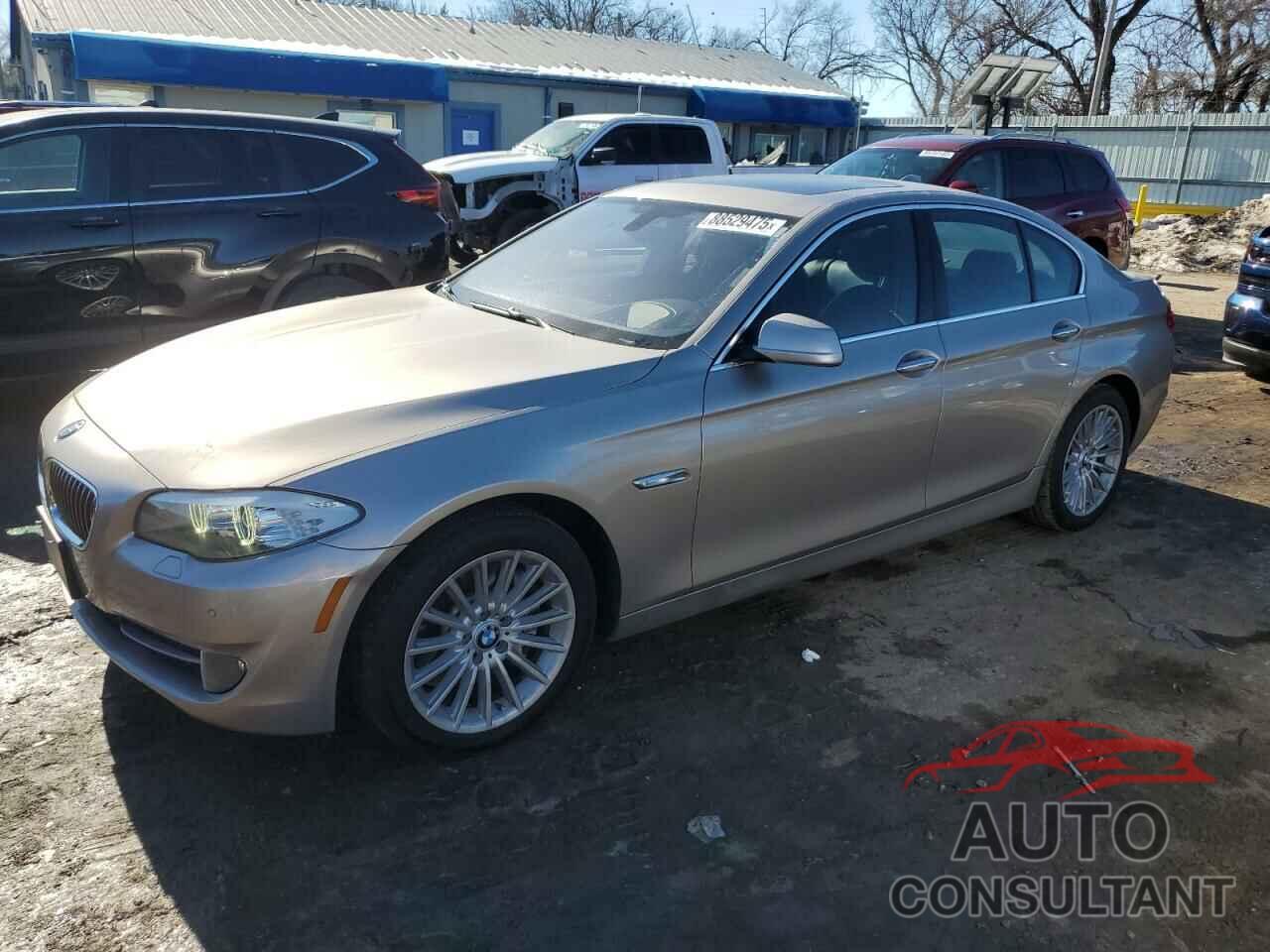 BMW 5 SERIES 2013 - WBAFU7C52DDU70508