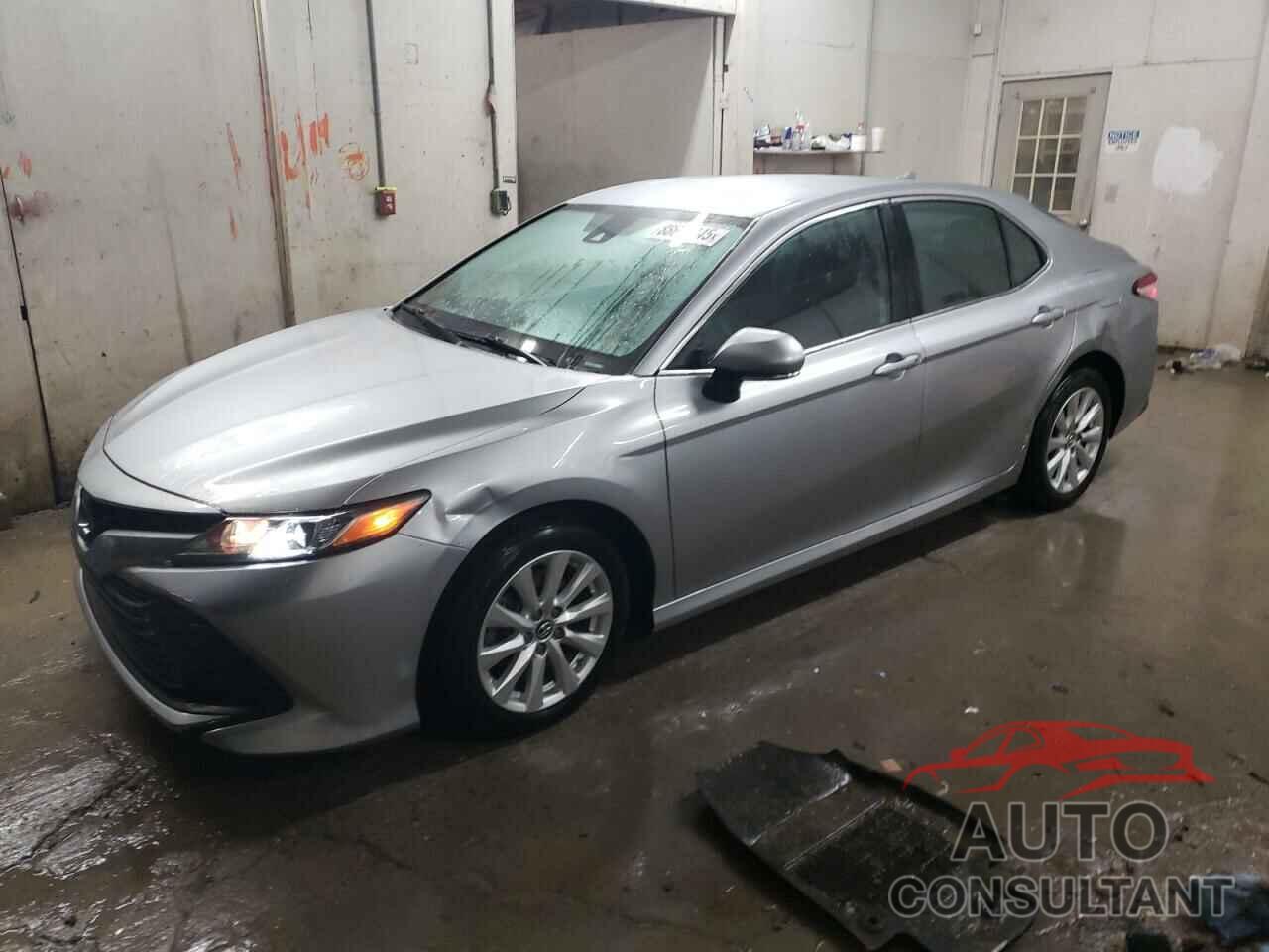 TOYOTA CAMRY 2019 - 4T1B11HK1KU727771