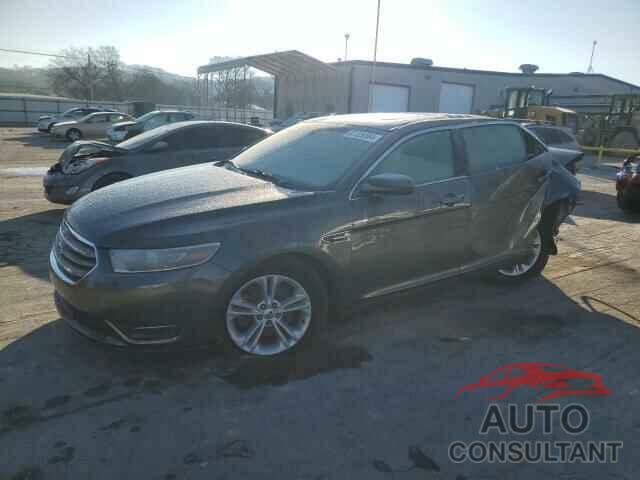 FORD TAURUS 2018 - 1FAHP2E81JG136399