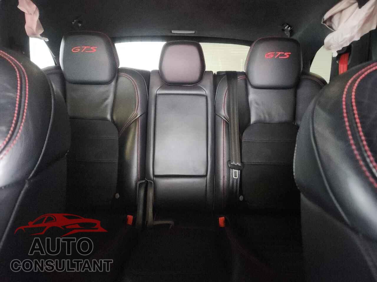 PORSCHE CAYENNE 2017 - WP1AD2A23HLA82559
