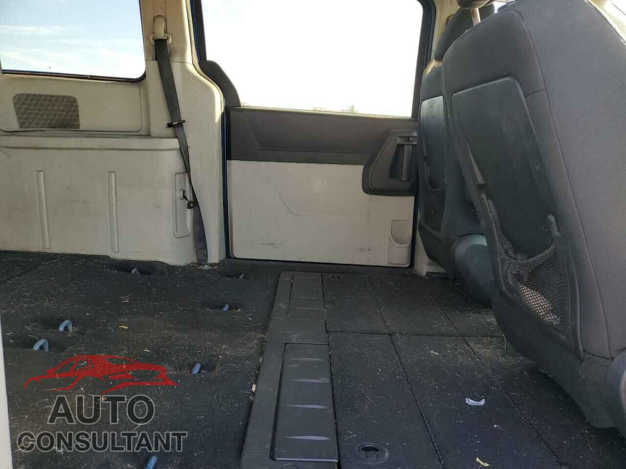 DODGE CARAVAN 2010 - 2D4RN4DE8AR120595