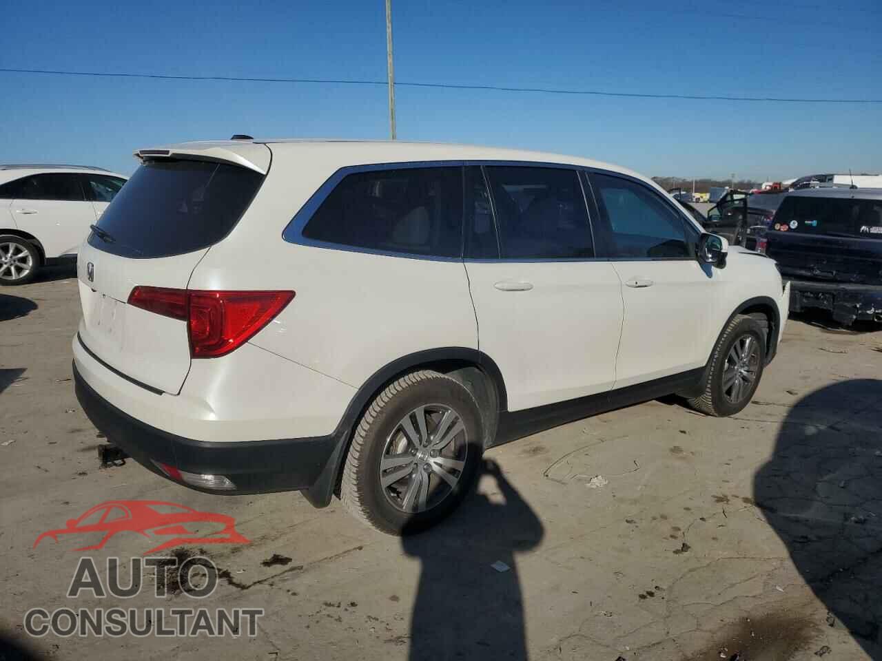 HONDA PILOT 2017 - 5FNYF5H53HB009562