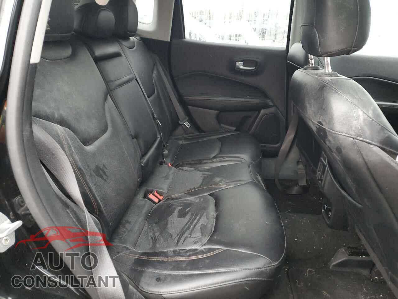 JEEP COMPASS 2017 - 3C4NJDCB2HT688038