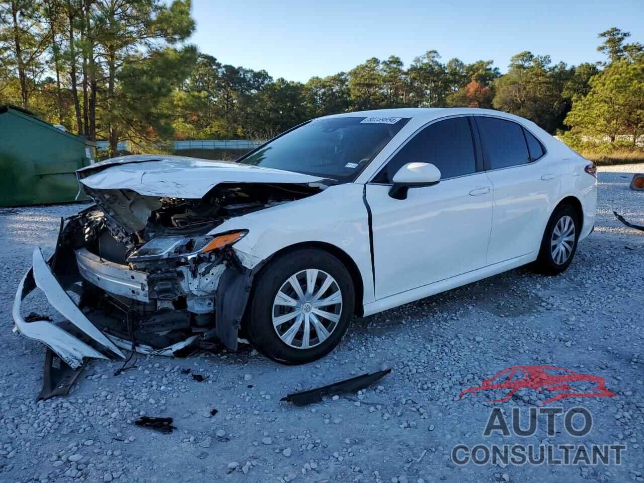 TOYOTA CAMRY 2018 - 4T1B11HK8JU621171