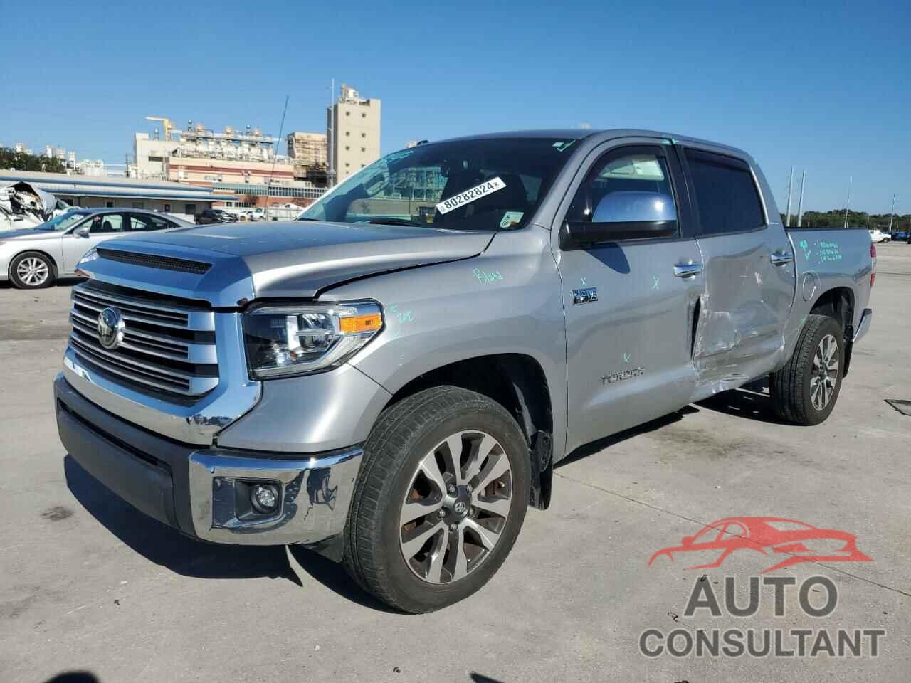 TOYOTA TUNDRA 2018 - 5TFFY5F18JX242785